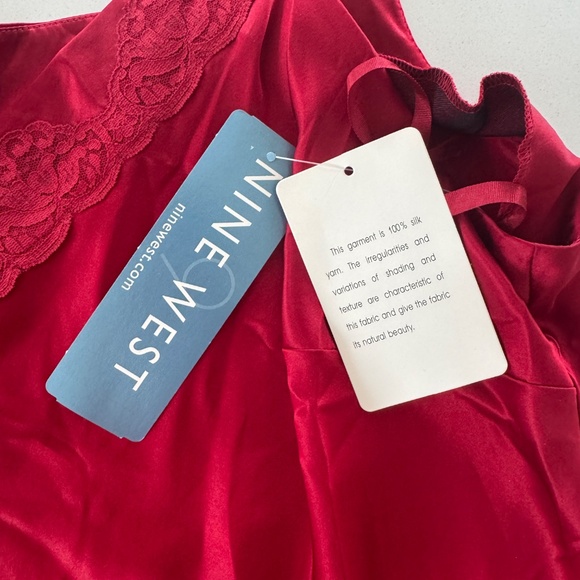 Nine West Silk Camisole NWT - Picture 3 of 5